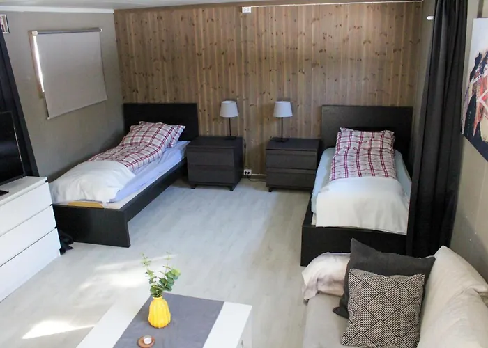 Hus Naer Og Sjusjoen Tatil Evi Lillehammer