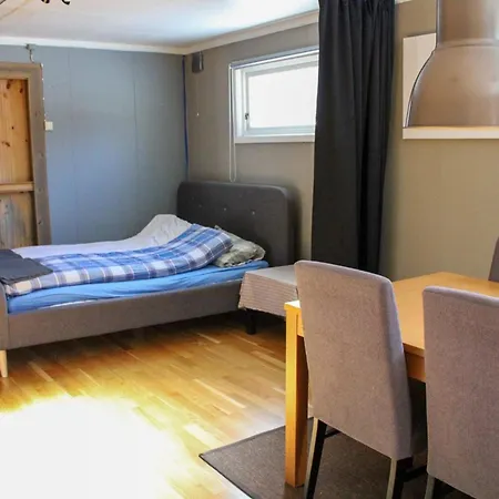Hus Naer Og Sjusjoen *